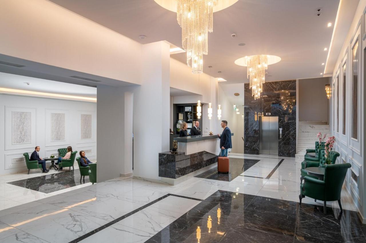 Hotel Leul De Aur Sebes  Ngoại thất bức ảnh