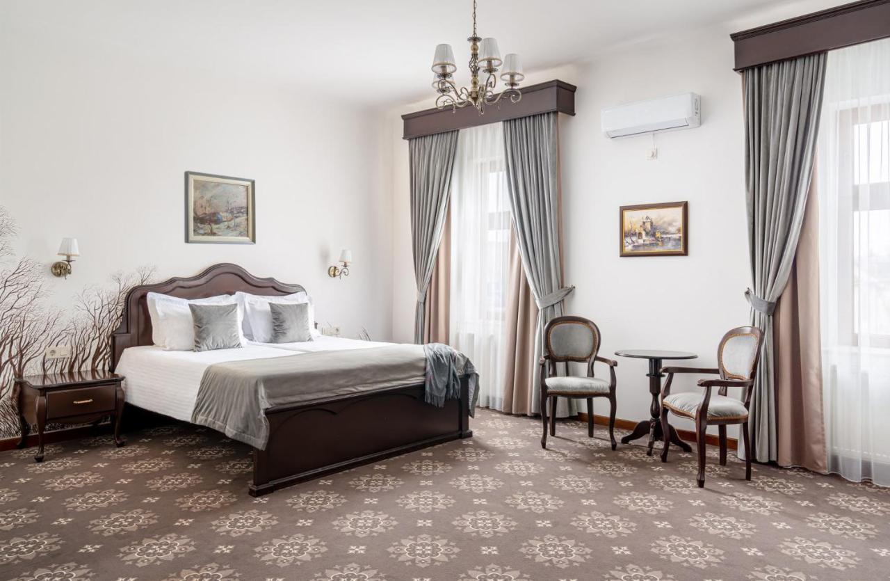 Hotel Leul De Aur Sebes  Ngoại thất bức ảnh