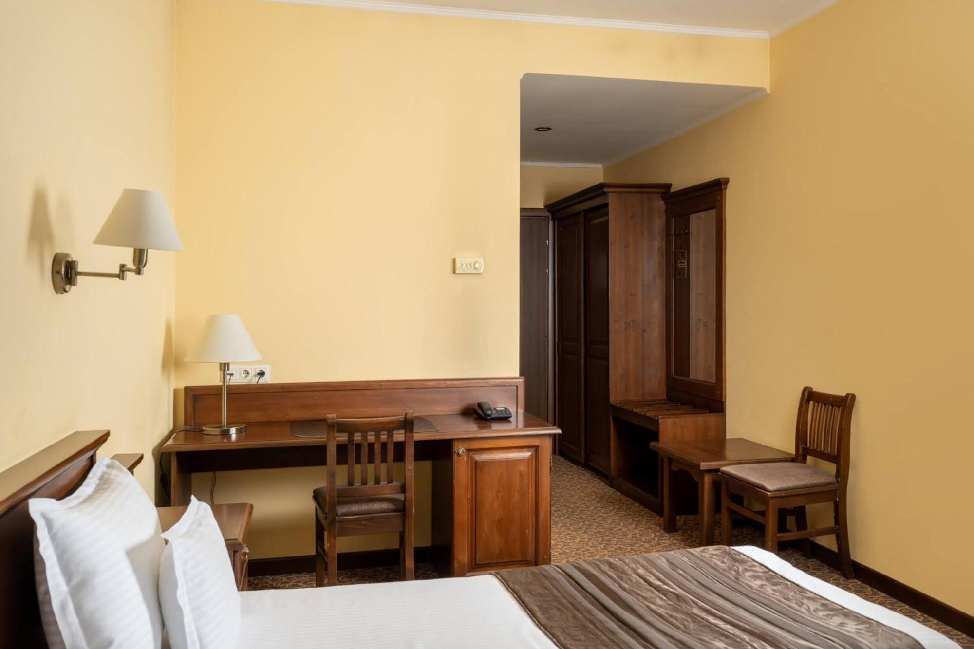Hotel Leul De Aur Sebes  Ngoại thất bức ảnh